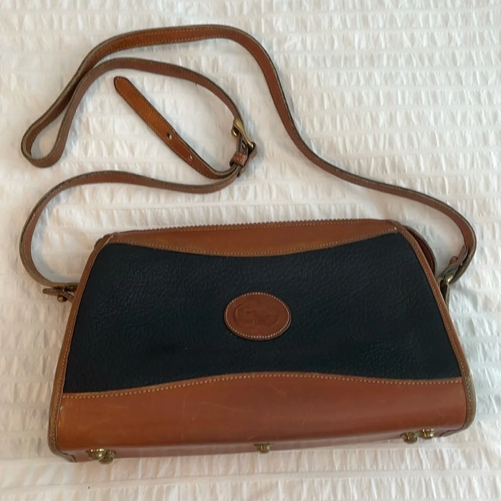 Dooney & Bourke bag vintage and classic - Picture 1 of 5